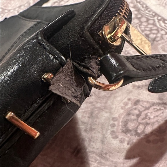 Vince Camuto Black Leather Crossbody Bag - Picture 7 of 7